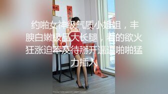 高能预警！比女人还女人极品九头身桃子臀外围T【木豆糖】私拍，与金主各种玩肏互怂3P，初次露脸，果真是大美女 (4)