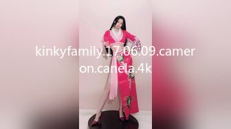 KTV女厕连拍两位美女TM的全是大黑鲍