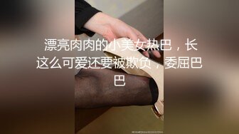 【幸福老哥双飞美臀骚女】跪着翘起屁股舔逼