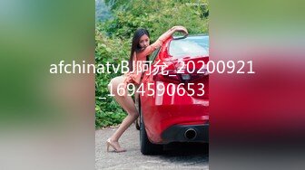 2022-7-15【第二夢布吉島】酒店約操人妻騷女，扣弄多毛騷逼調情，上位猛頂呻吟，正入爆操呼吸急促